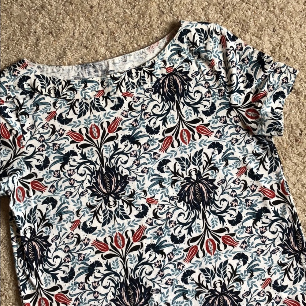 Pretty Tee